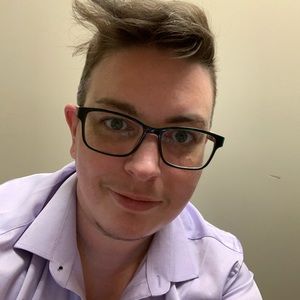 Meet your Posher, Adam